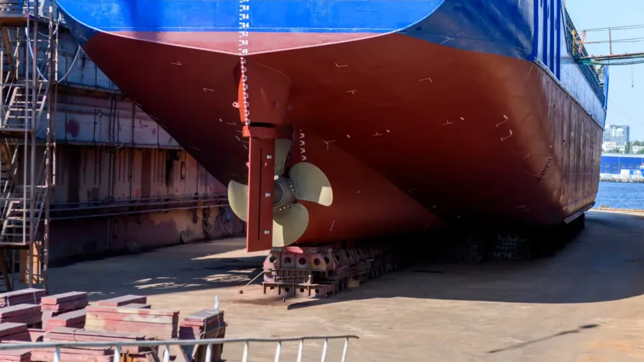 Dry-Docking, Afloat Repairs & Underwater Services